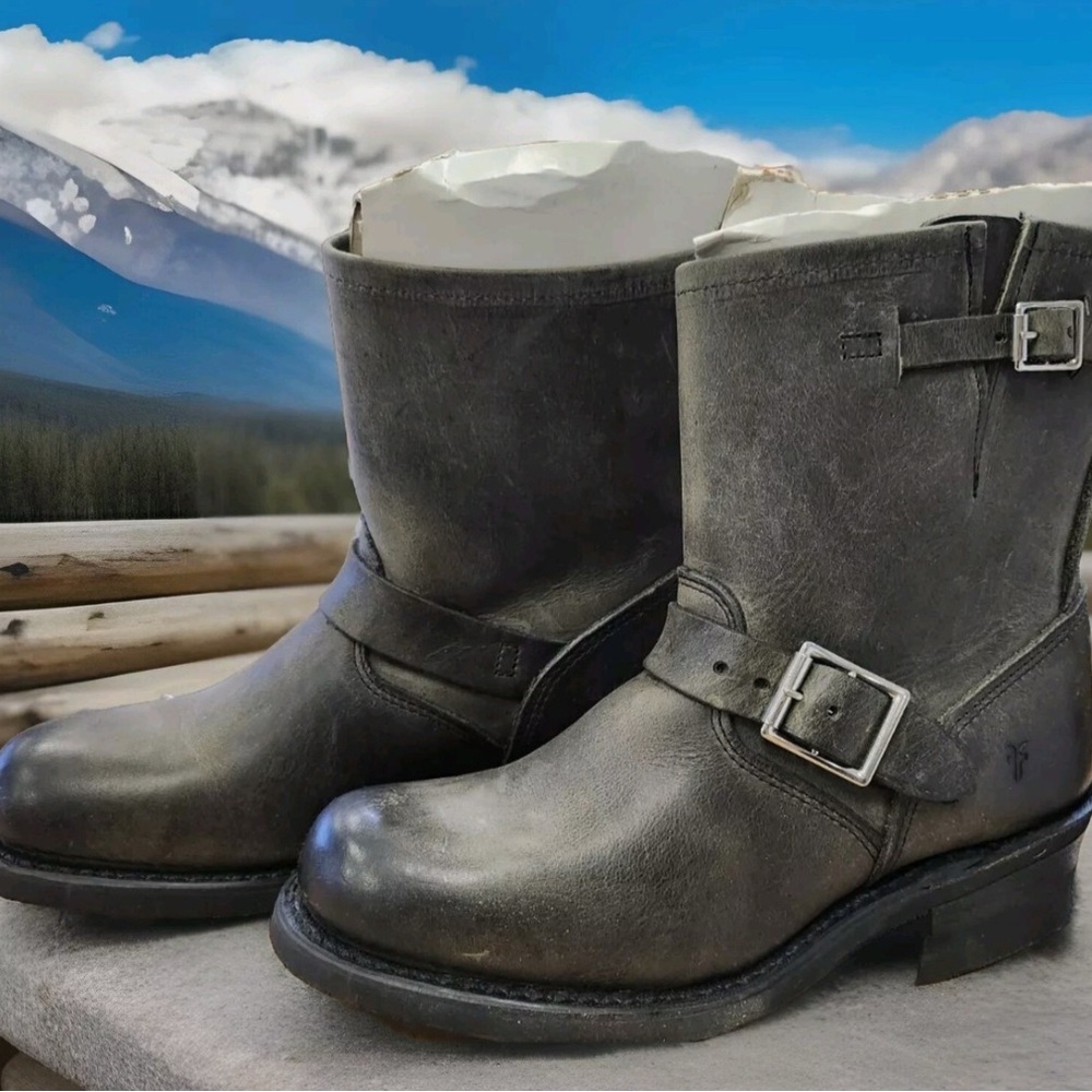 Frye 8R Moto Boots - Charcoal NWT Sz 7